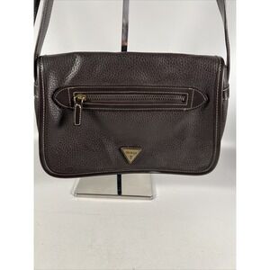Small Guess Brown Leather Purse